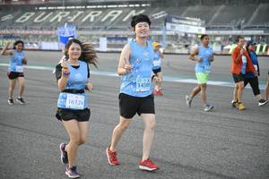 BIB: 14589, 16124
                            <button type="button" onclick="openModal(10721950)" class="btn btn-primary btn-sm float-right btn-popup" data-toggle="modal" data-target=".modal-high-quality">
                        <i class="fas fa-shopping-cart"></i> Add to Cart
                    </button>
                                            <button type="button" onclick="isThisMe(10721950, true)" class="btn btn-success btn-sm float-right btn-popup btn-isme hidden" data-toggle="tooltip" data-placement="bottom" title="นี่คือรูปของคุณใช่ไหม คลิกที่นี่เพื่อเอาเข้าอัลบั้ม">
                        <i class="fas fa-plus"></i> Add to album
                    </button>
                    <button type="button" onclick="isThisMe(10721950, false)" class="btn btn-warning btn-sm float-right btn-popup btn-isnotme hidden">
                        <i class="fas fa-ban"></i> Remove from album
                    </button>